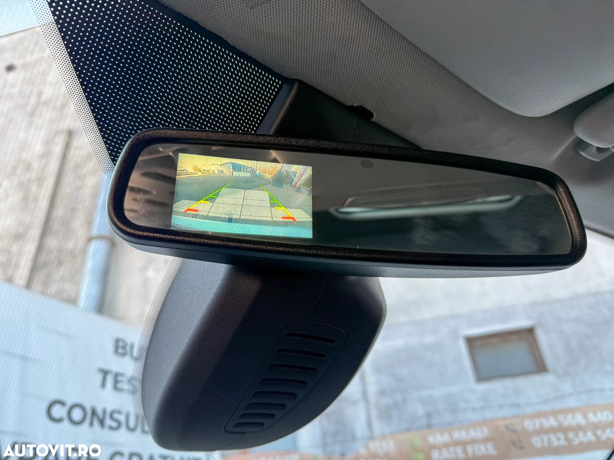 Ford Transit Connect - 16
