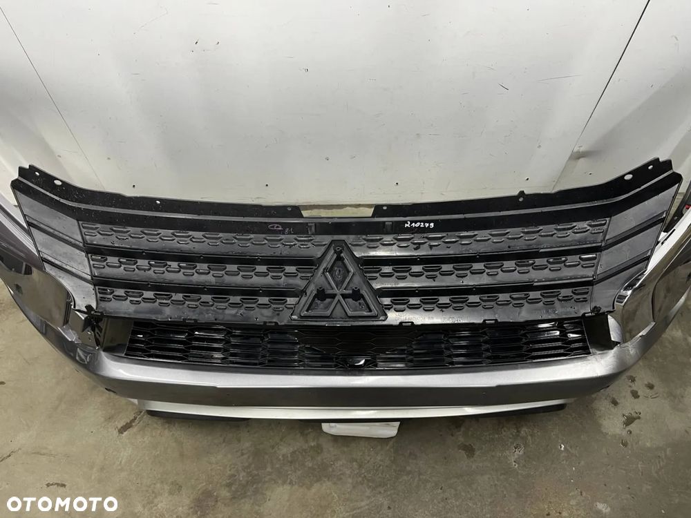 Zderzak przedni Mitsubishi Eclipse Cross 20r.- LIFT przód 6400K954ZZ - 13