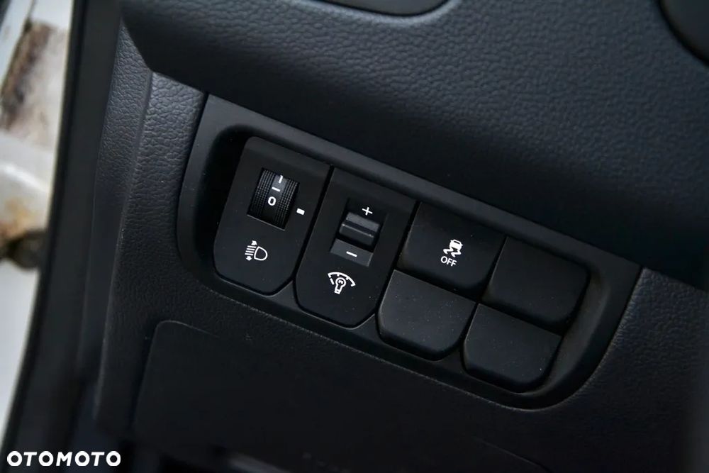 Kia Rio 1.4 Spirit - 28