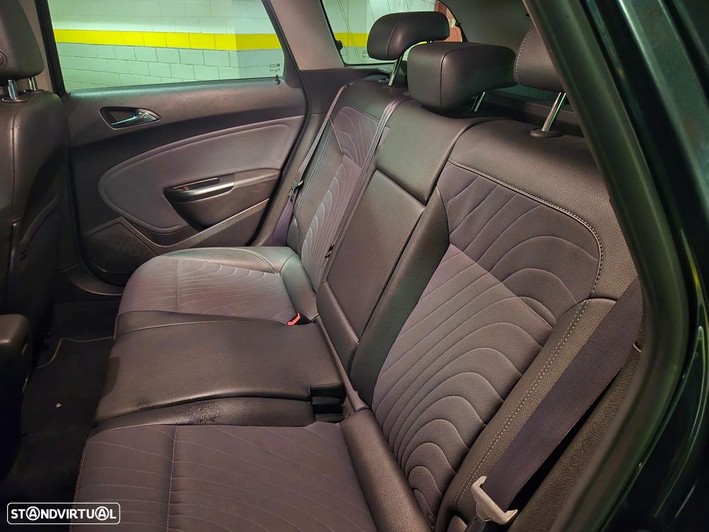 Opel Astra Sports Tourer 1.6 CDTi Cosmo S/S - 24