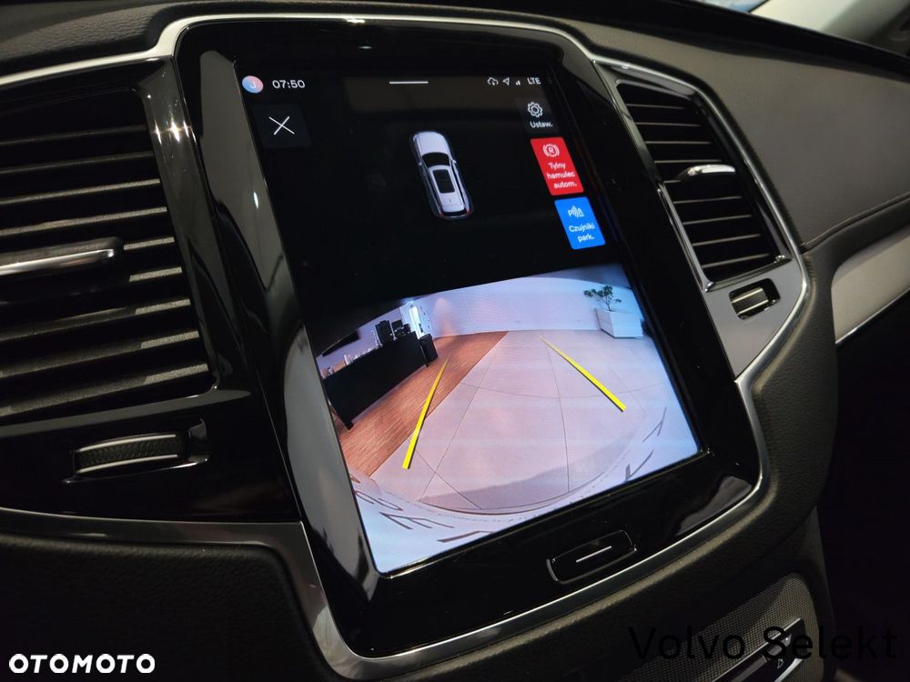 Volvo XC 90 - 21