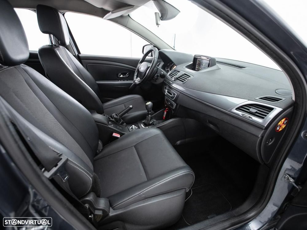 Renault Mégane Sport Tourer - 9