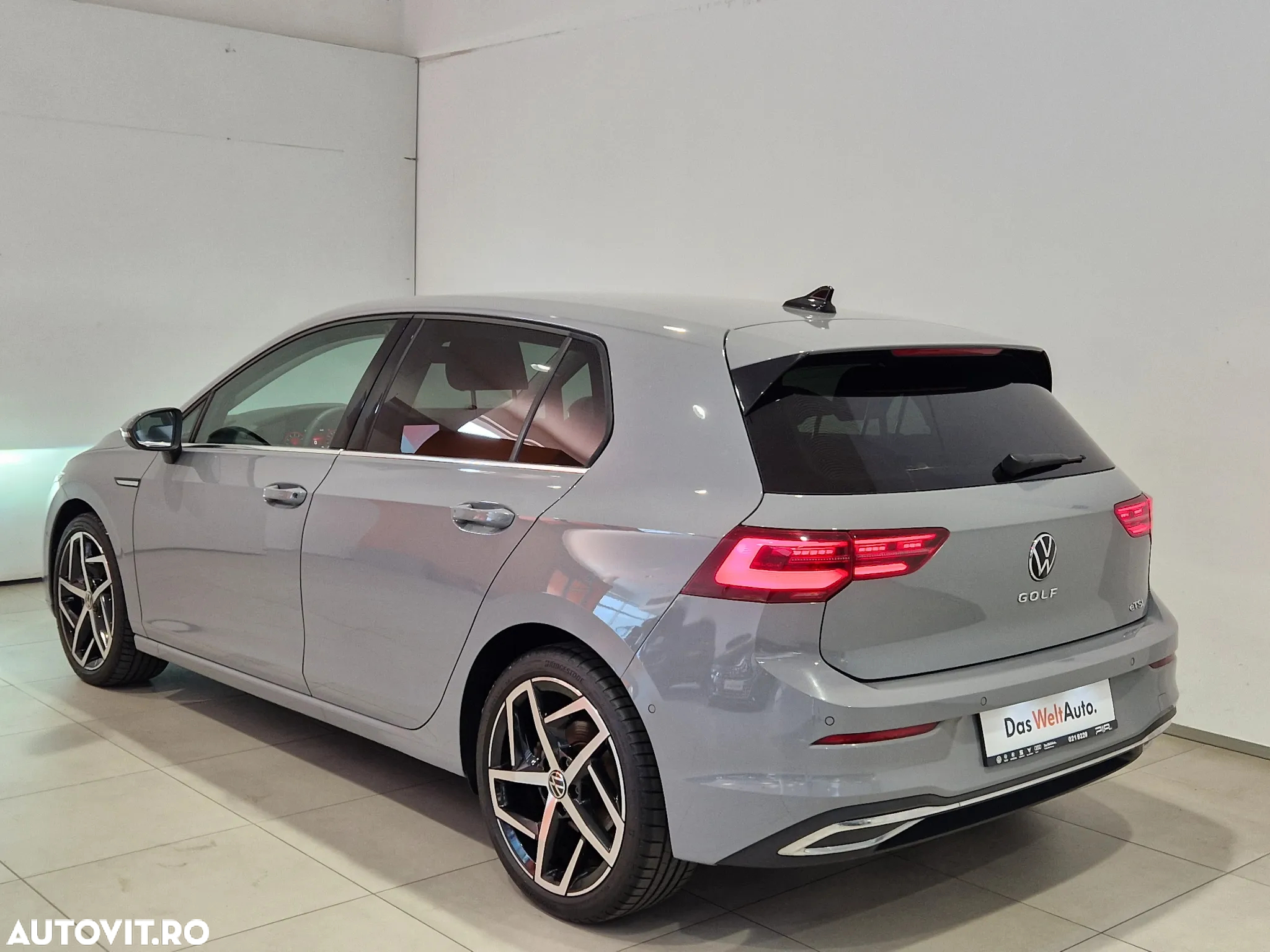 Volkswagen Golf - 3