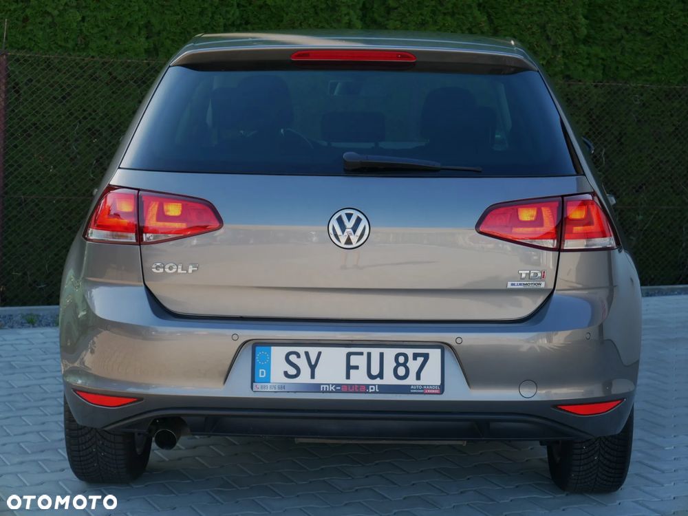 Volkswagen Golf 1.6 TDI BlueMotion Technology Lounge - 8