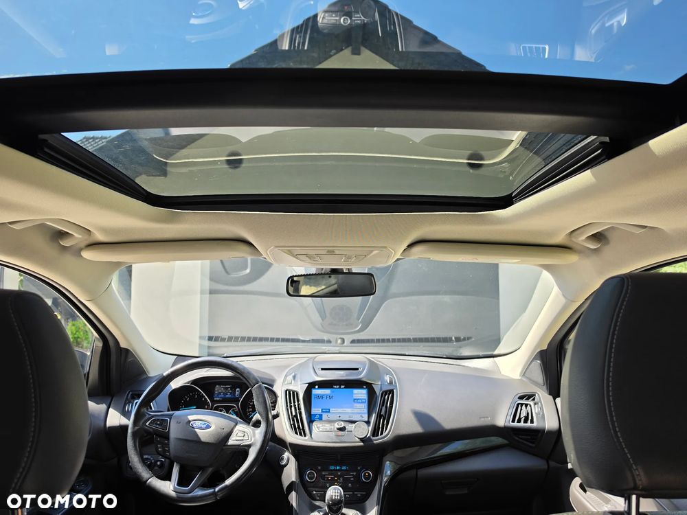 Ford Kuga 2.0 TDCi 4x4 Titanium - 16