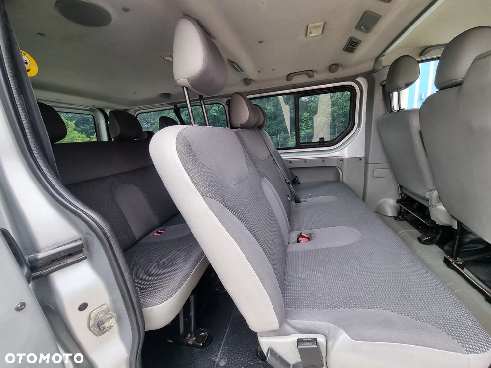Opel Vivaro L2H1 2.9t - 16