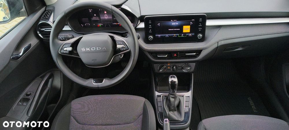Skoda Fabia - 10