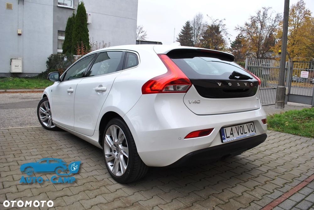 Volvo V40 2014 photo 3