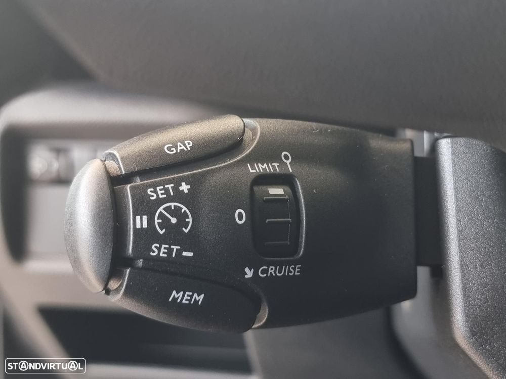 Citroën C5 Aircross 1.5 BlueHDi Feel EAT8 - 26