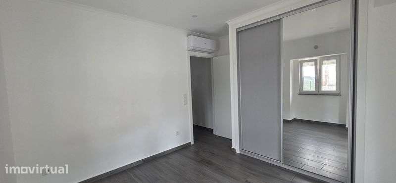 Moradia T2 para alugar - Grande imagem: 4/6