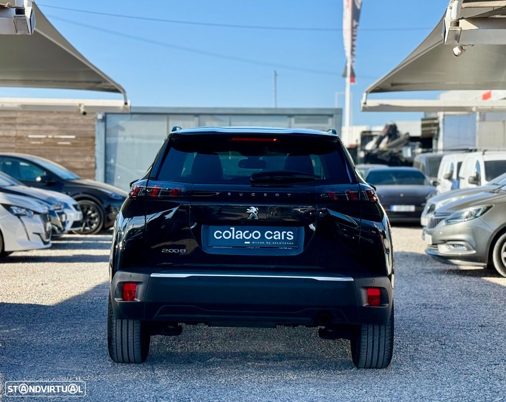 Peugeot 2008 foto 3