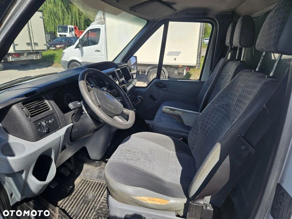 Ford Transit - 8