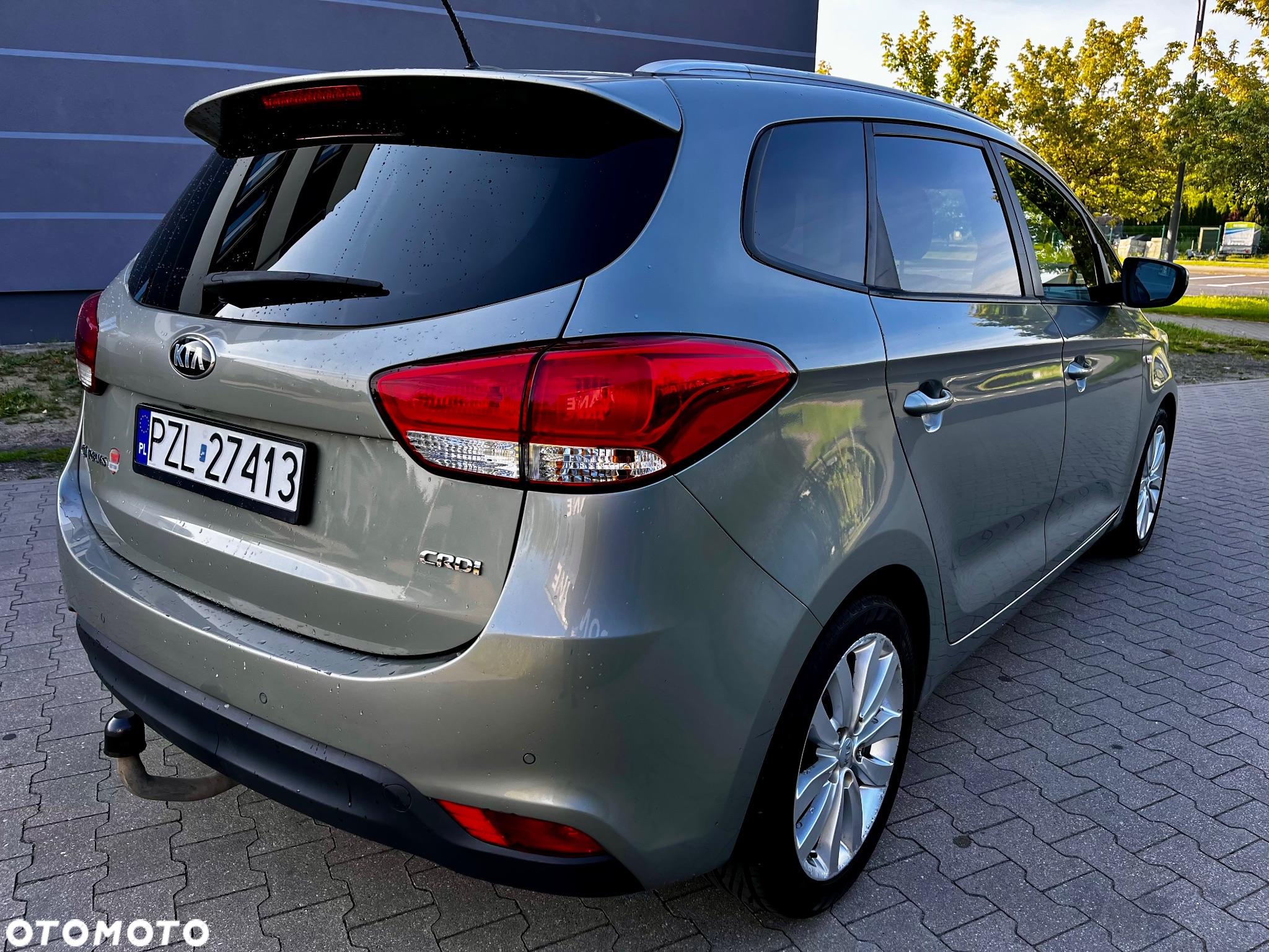 Kia Carens 1.7 CRDi L - 9