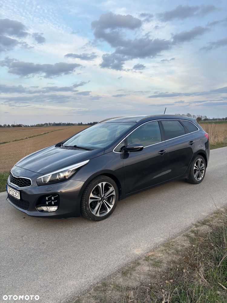 Kia Ceed 1.6 CRDi 136 DCT ISG GT Line - 4