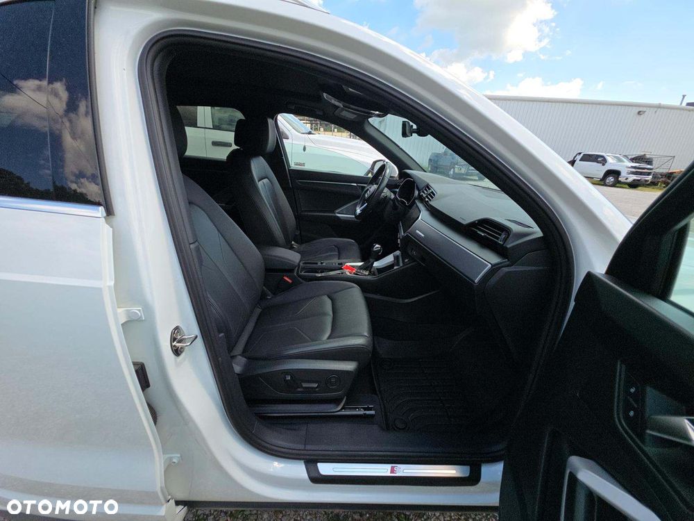 Audi Q3 - 6