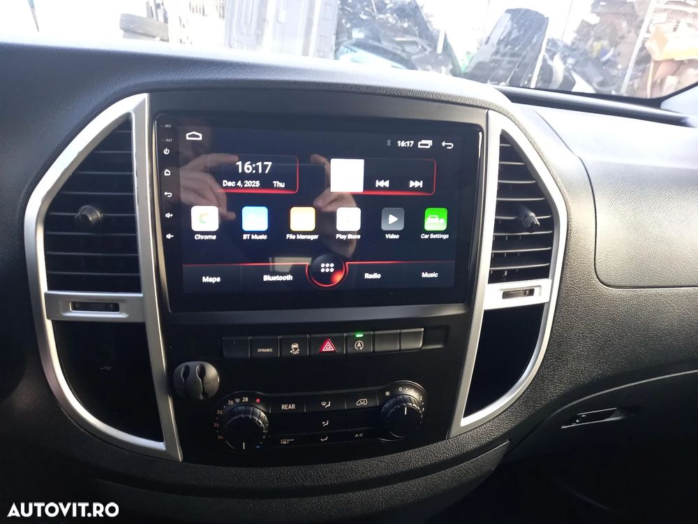 Mercedes-Benz Vito Tourer Compact 116 CDI 163CP RWD 9AT SELECT - 11