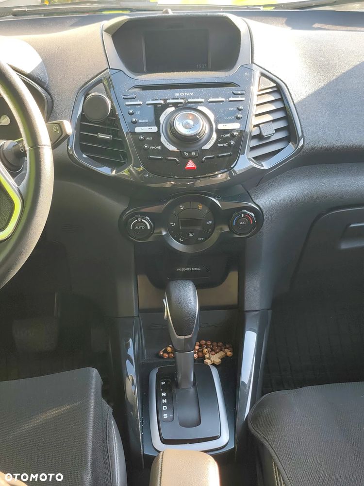 Ford EcoSport - 12