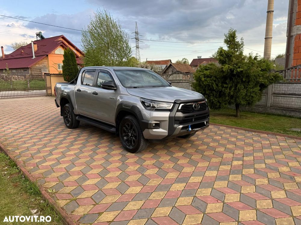 Toyota Hilux 2.8D 204CP 4x4 Double Cab AT Invincible - 5