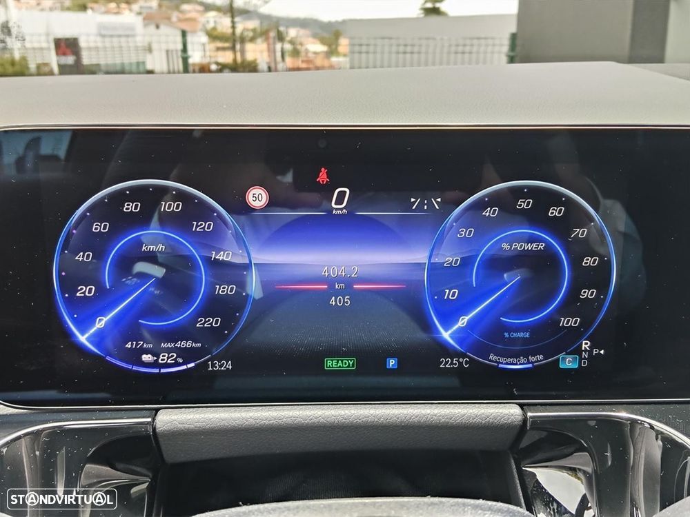 Mercedes-Benz EQA 250+ AMG Line - 17