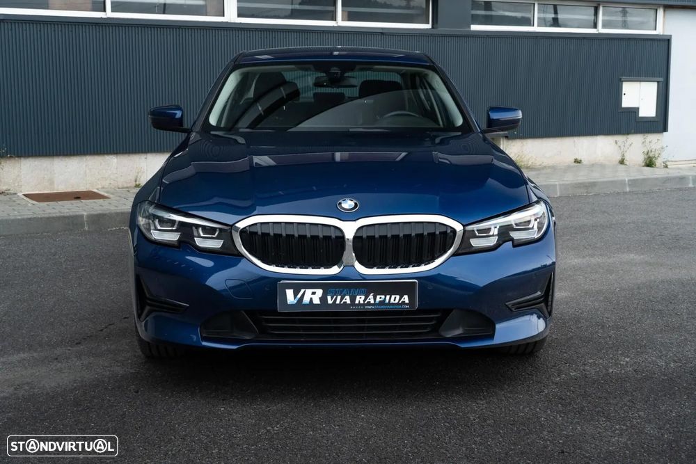 BMW 330 e Line Luxury Auto - 3