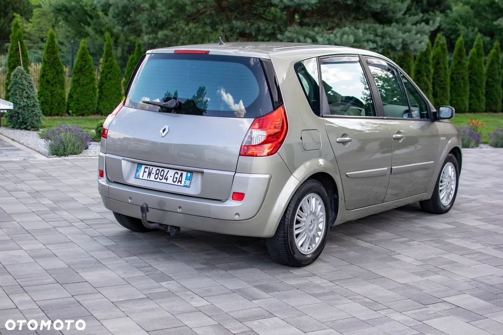 Renault Scenic - 23