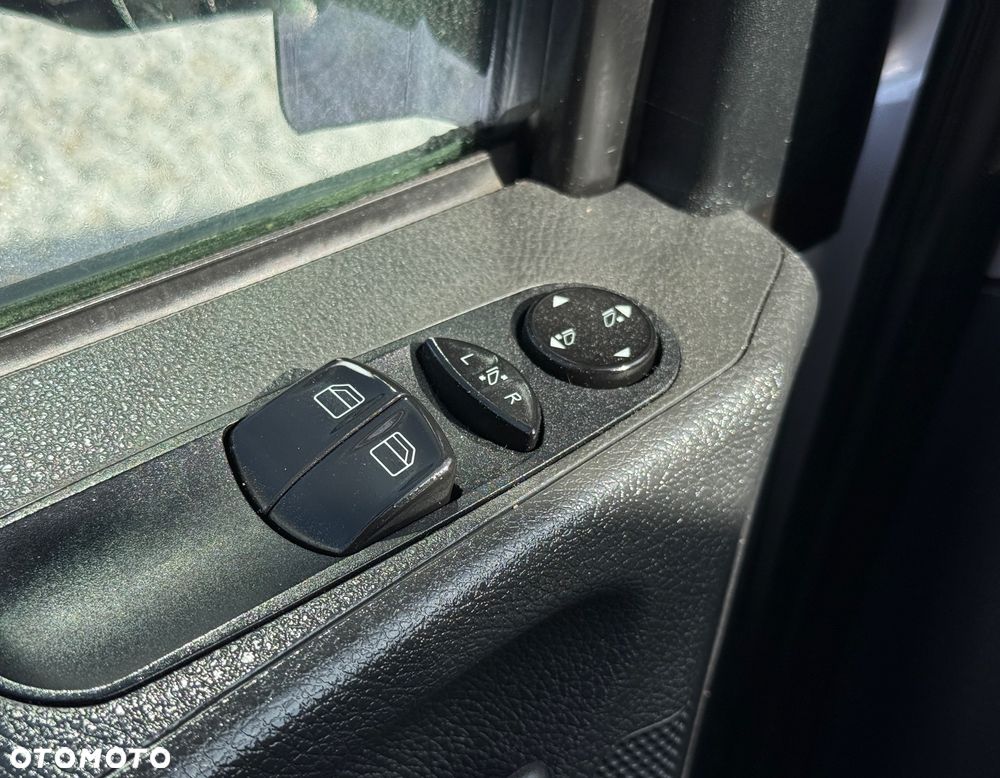 Mercedes-Benz Vito Lang SHUTTLE - 27