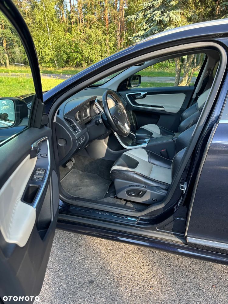 Volvo XC 60 - 12