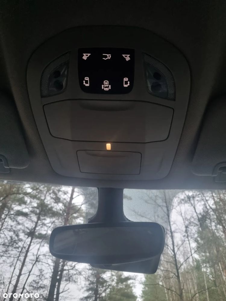 Chrysler Pacifica - 31