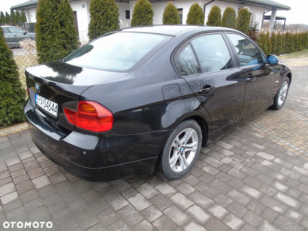 BMW Seria 3 320d - 4
