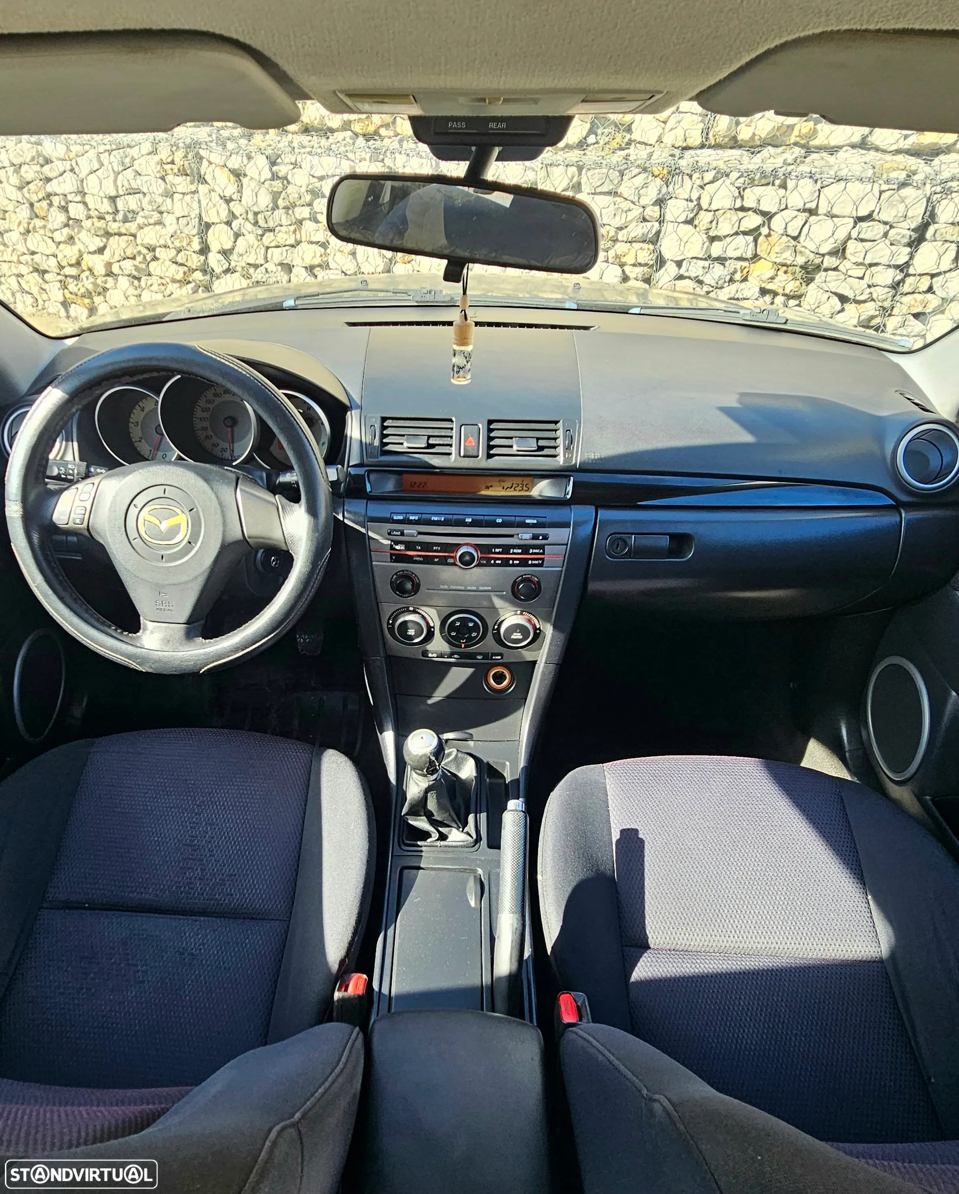 Mazda 3 - 8