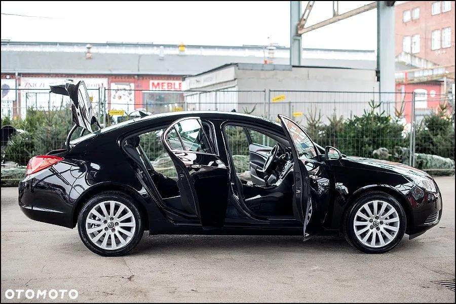 Opel Insignia - 12