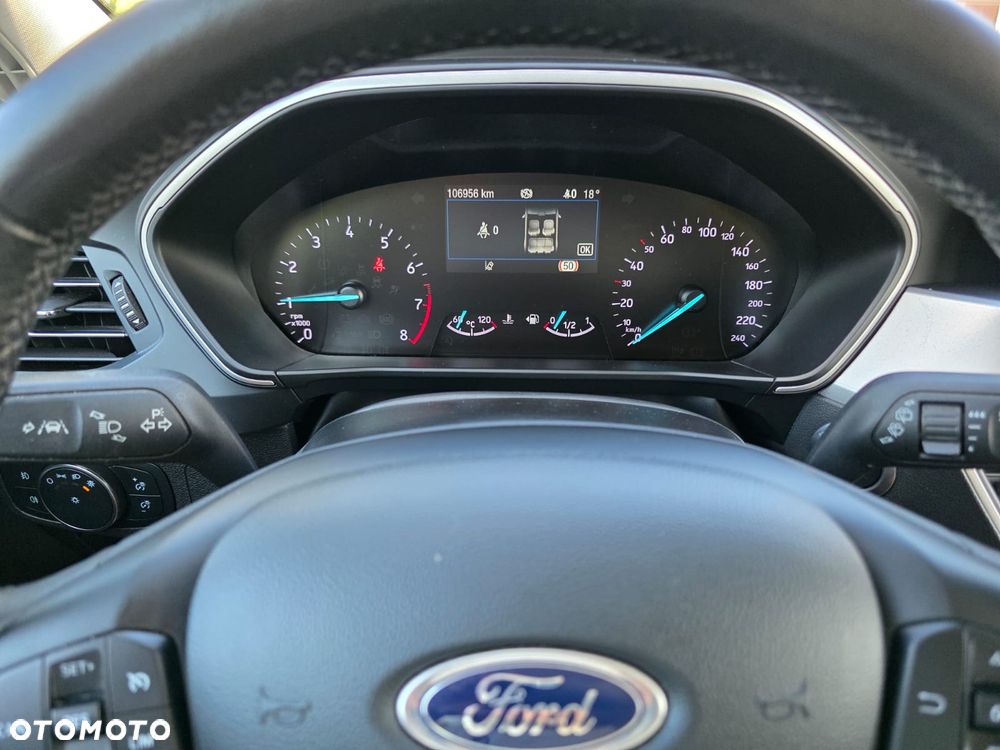 Ford Focus 1.0 EcoBoost STart-Stopp-System TITANIUM X - 33