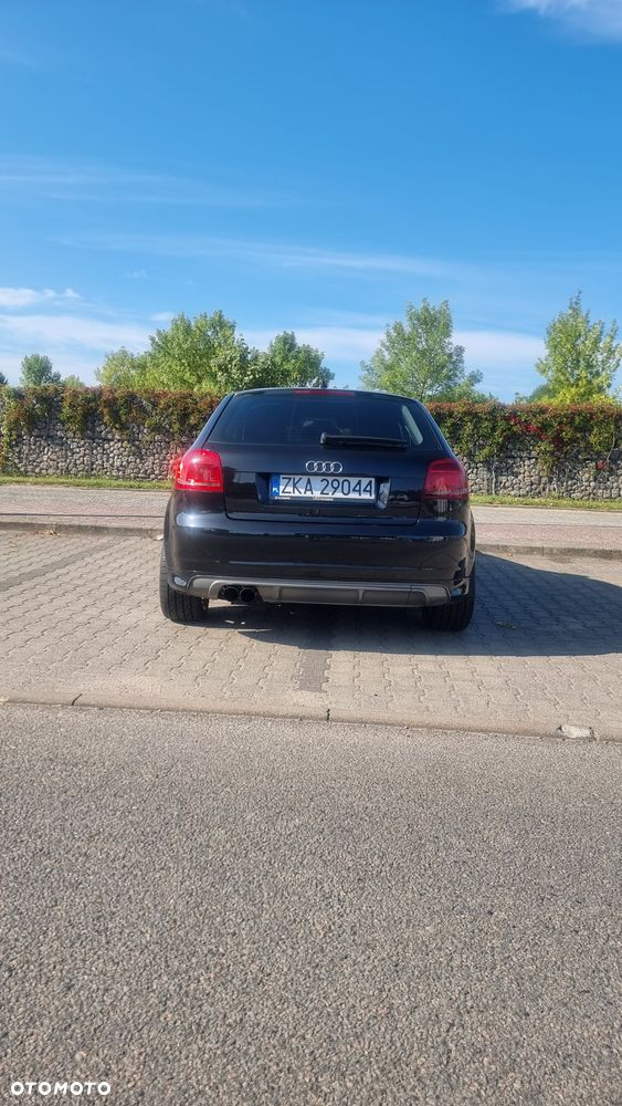 Audi A3 Sportback - 4