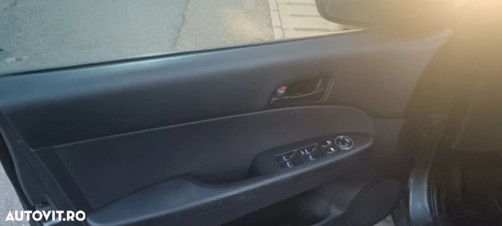 Hyundai i30 1.4 DOHC GLS COMFORT - 6