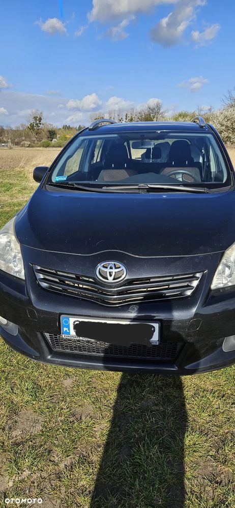 Toyota Verso 2.0 D-4D - 1