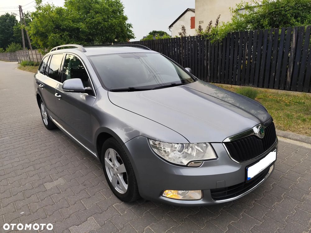 Skoda Superb 2.0 TDI DSG Elegance - 9