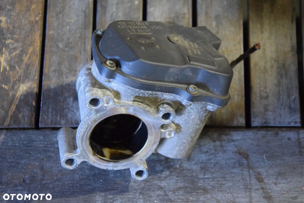 VW Polo IV 9N Przepustnica 1.2 6V 03D133062E Ibiza Fabia Fox - 3