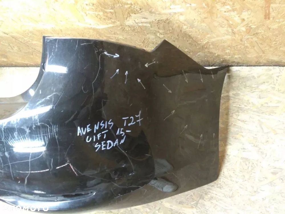 AVENSIS T27 II LIFT 2015- sedan zderzak tylny tył - 4