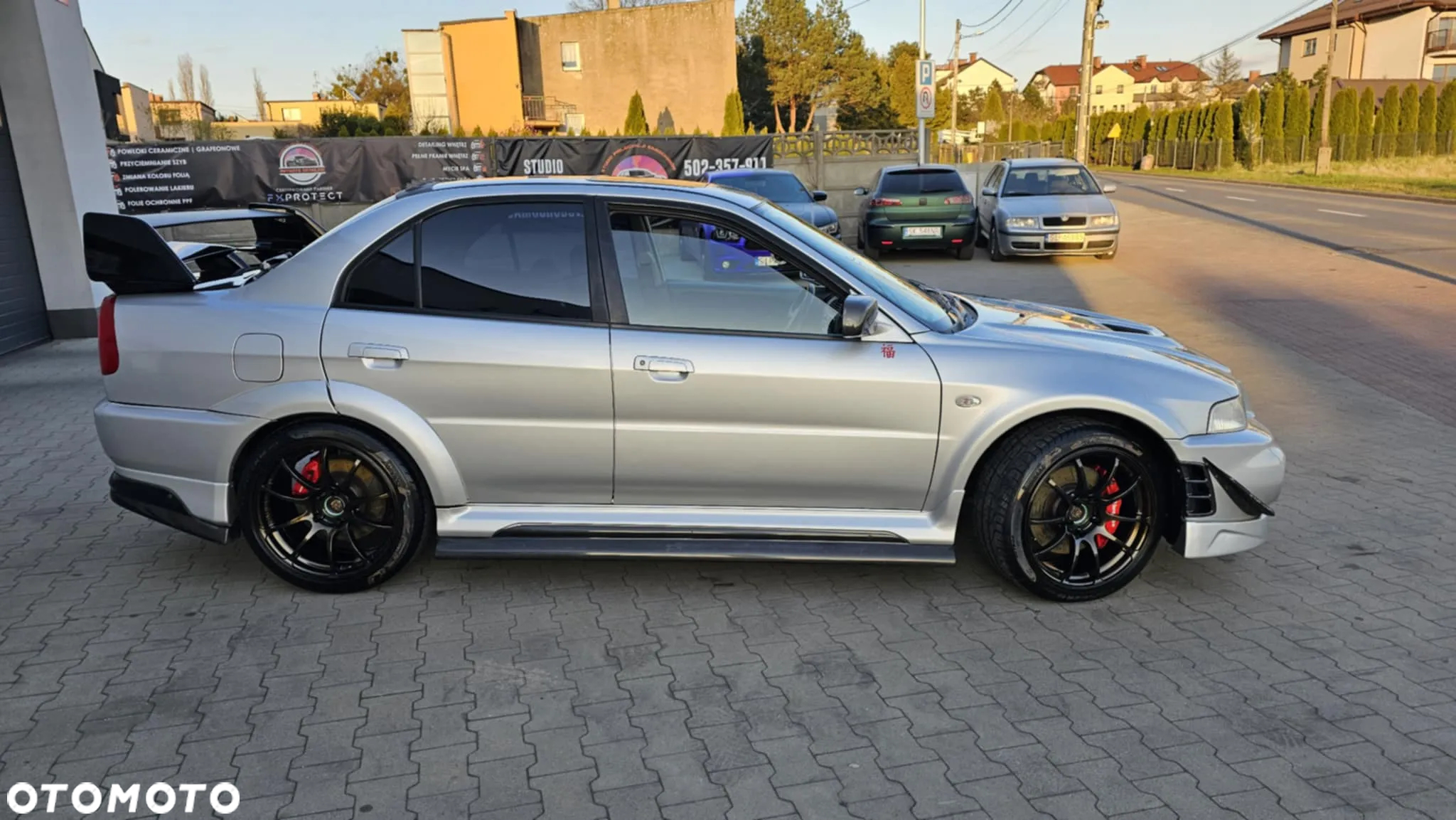 Mitsubishi Lancer Evolution IX - 5