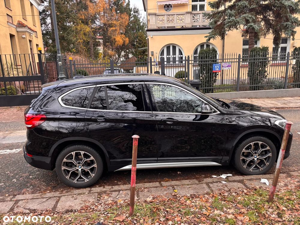 BMW X1 sDrive18i xLine - 6