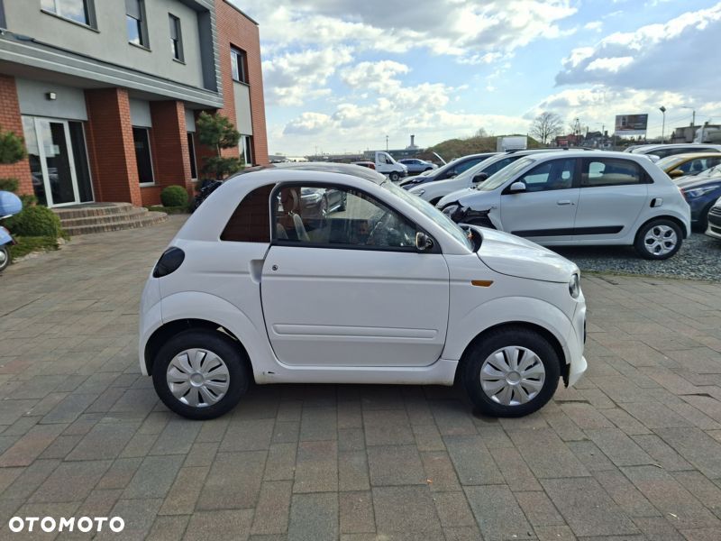 Microcar DUE - 1