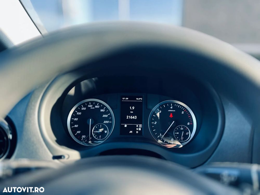 Mercedes-Benz Vito - 9