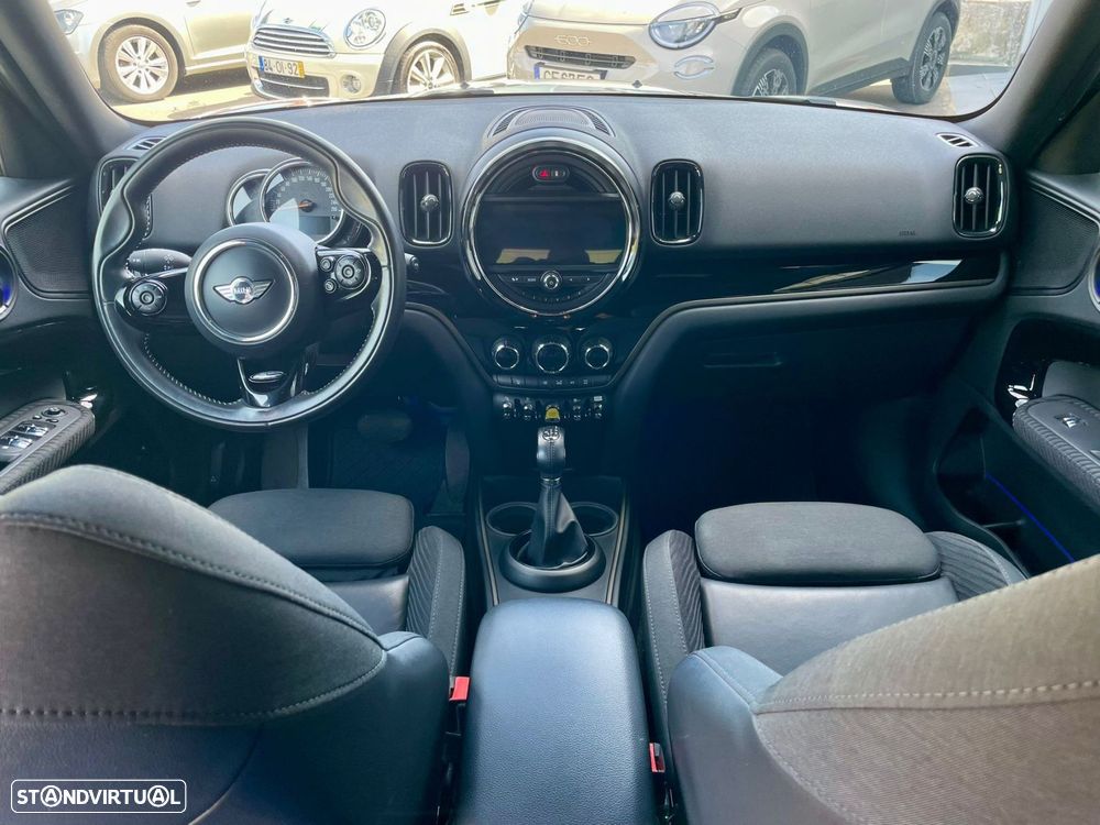 MINI Countryman Cooper SE ALL4 Auto - 9