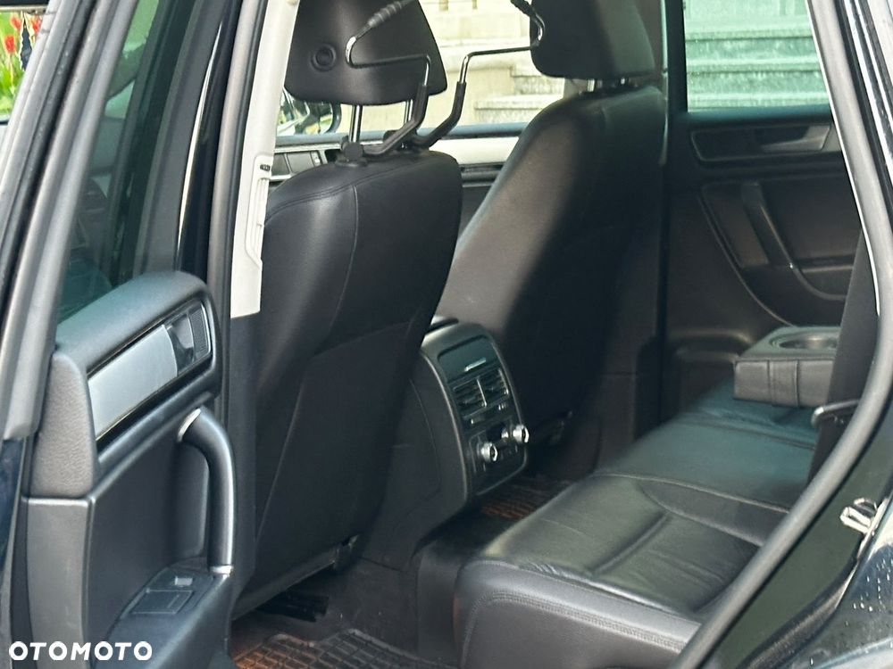 Volkswagen Touareg 3.0 V6 TDI BMT Business Line - 28