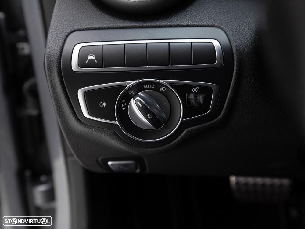 Mercedes-Benz C 300 - 18