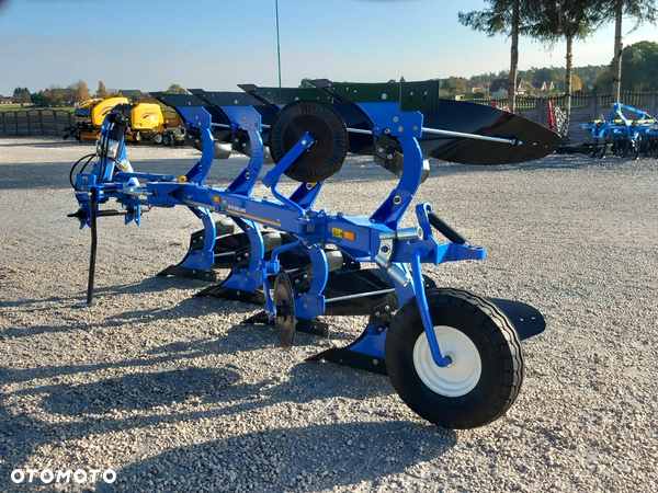New Holland PLS4