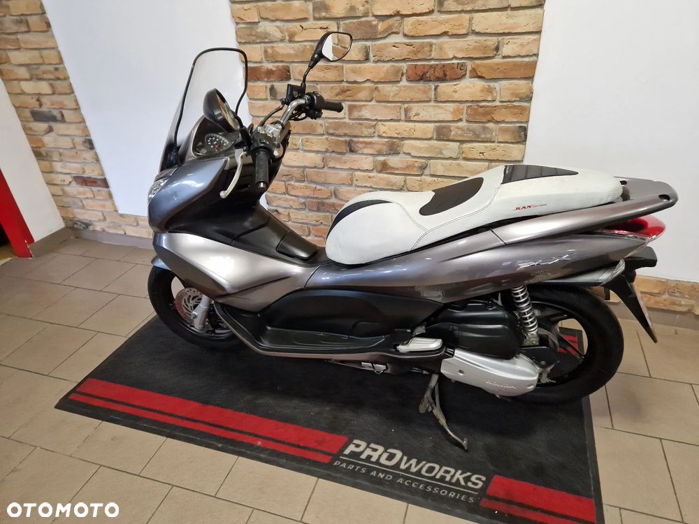 Honda PCX - 8
