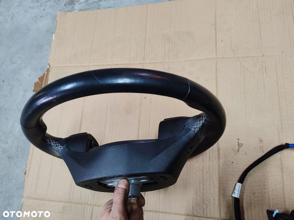 Kierownica skórzana grzana ładny stan 56130-h8000 KIA Picanto III 17- - 16