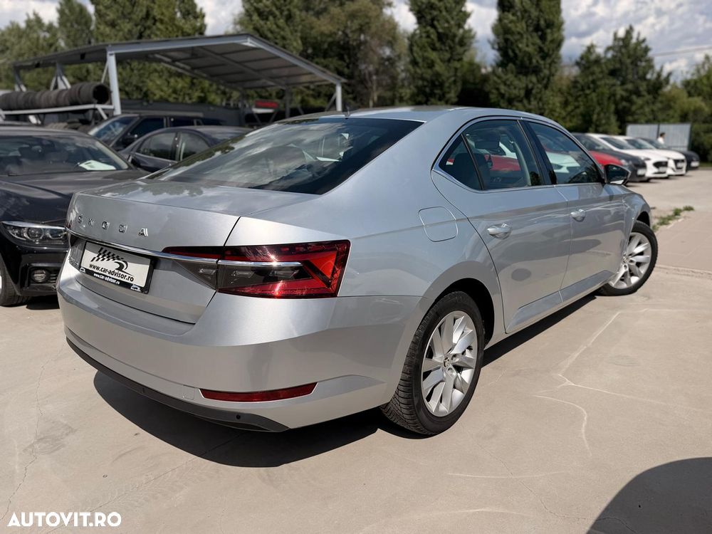 Skoda Superb 2.0 TDI DSG Style - 7