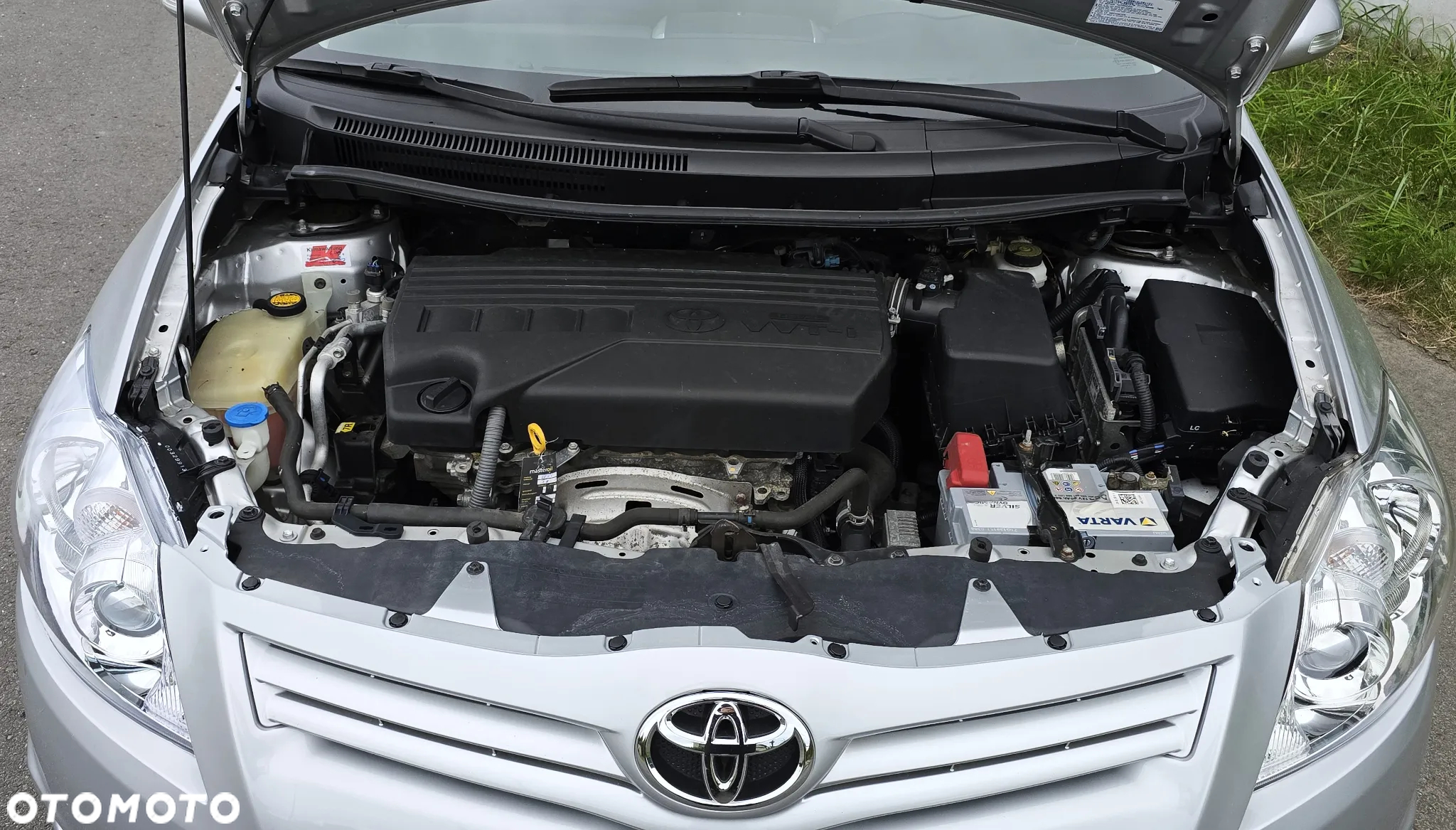 Toyota Auris 1.33 VVT-i Premium Comfort - 27